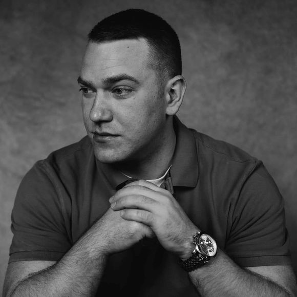 Meet your Posher, Joe - Picture 1 of 1